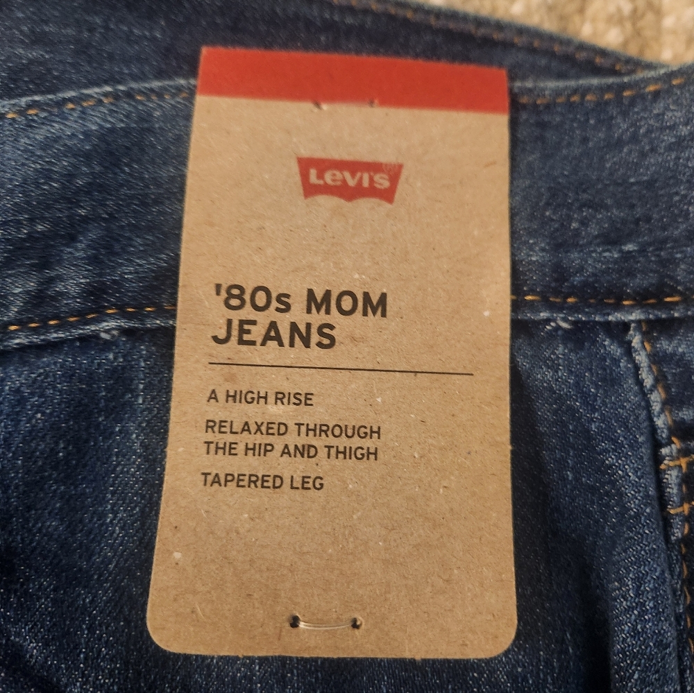 Brand New With Tags Classic Levis 80s Mom Jeans High Rise Size 27x30 - Picture 3 of 6